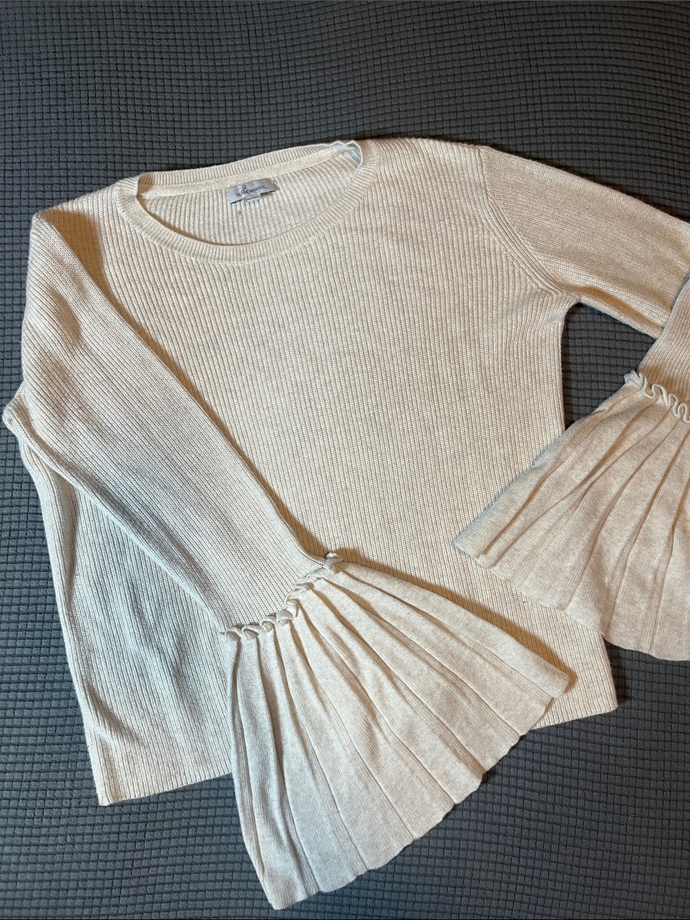Olivia Warren Cream Ribbed Knit Sweater